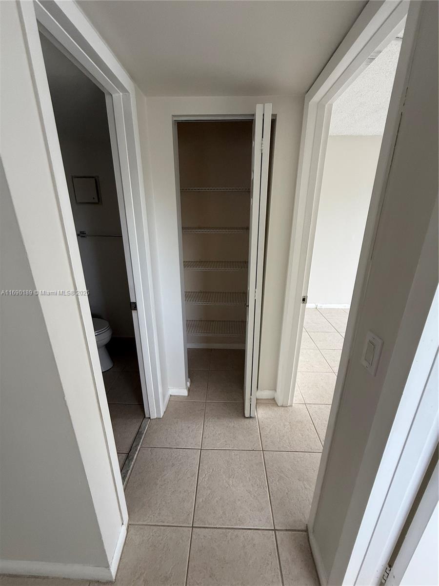 FANSHAW AT CENTURY VILLAG - Residential Lease