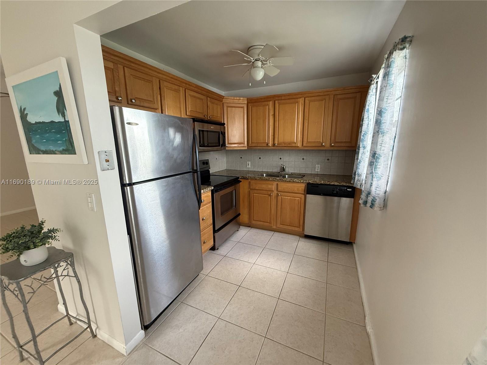 FANSHAW AT CENTURY VILLAG - Residential Lease