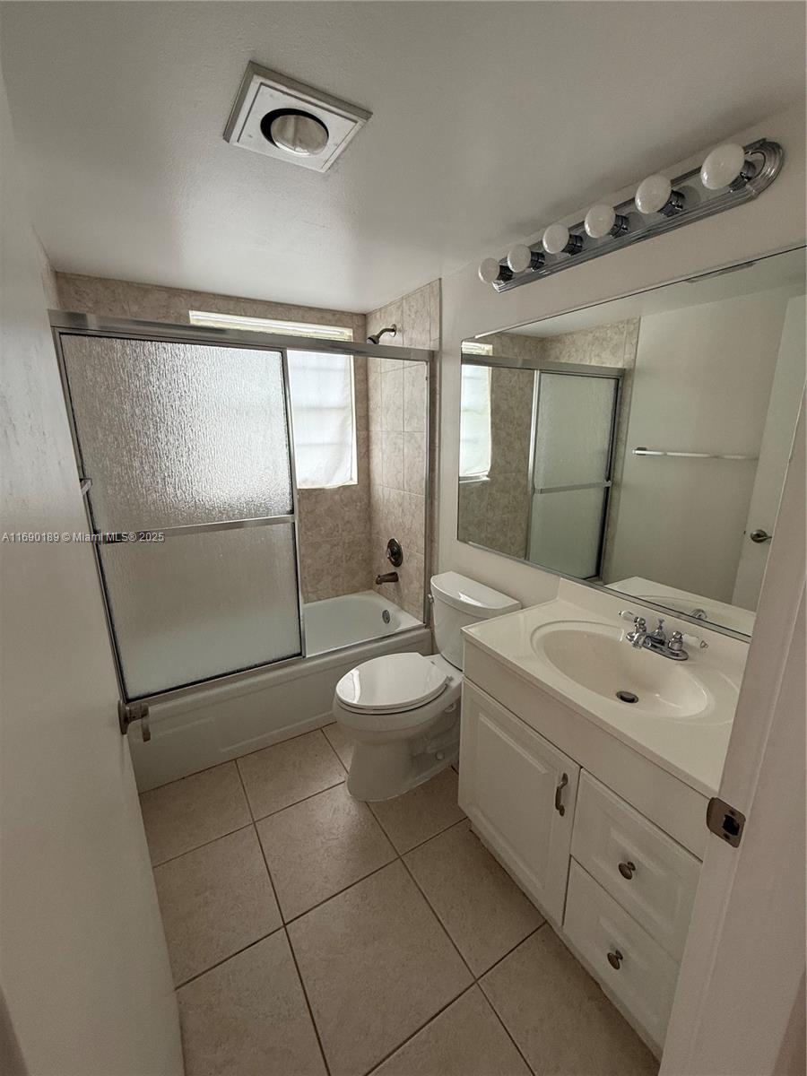 FANSHAW AT CENTURY VILLAG - Residential Lease