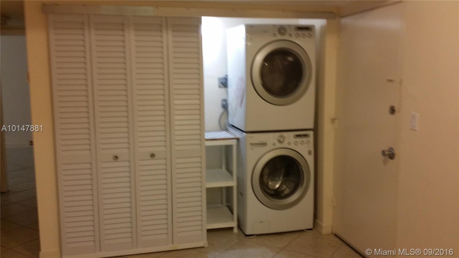 Dadeland Capri Condo - Residential Lease