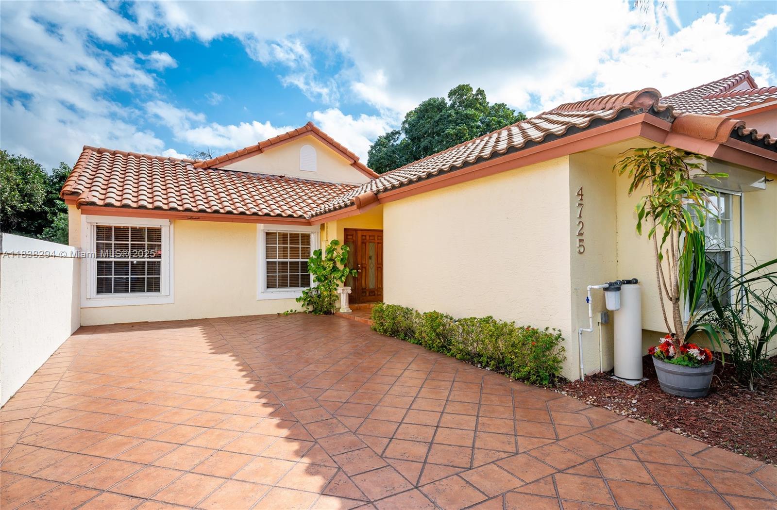 Welcome to your new home in the prestigious Doral Dunes community—part of the exclusive Doral Park neighborhood! This elegant residence features marble flooring in the main living areas, custom California Closets, a spacious backyard perfect for entertaining, and a modern kitchen with granite countertops and stainless steel appliances.
Rent includes full Doral Park Country Club membership, granting access to amenities like tennis and basketball courts, resort-style pools, sauna, fitness center, and on-site restaurant.
Ideally located in Doral—known for its top-rated schools, world-class shopping, vibrant culture, and easy highway access—this home offers the perfect blend of comfort, luxury, and location. Don’t miss the chance to live in one of Doral’s most sought-after communities!