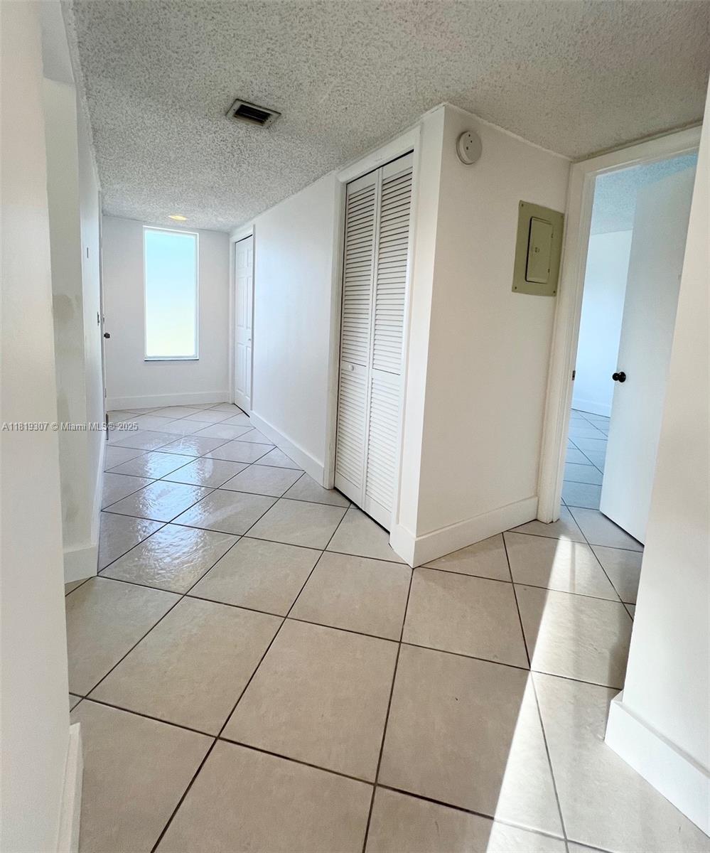 GARDENS AT BONAVENTURE 11 - Residential Lease