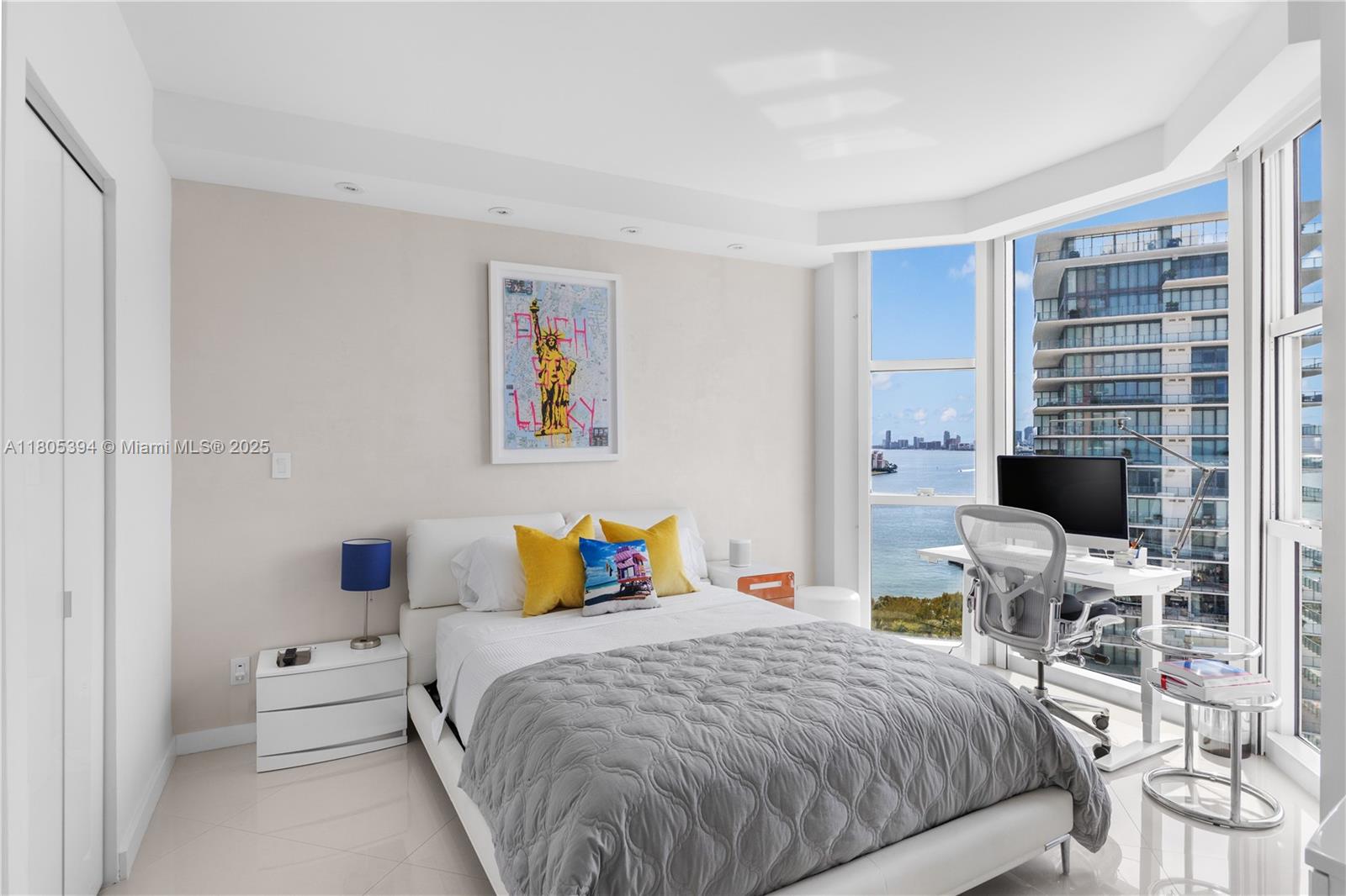 PORTOFINO TOWER CONDO - Residential