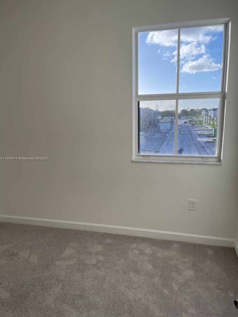 CEDER POINT - Residential