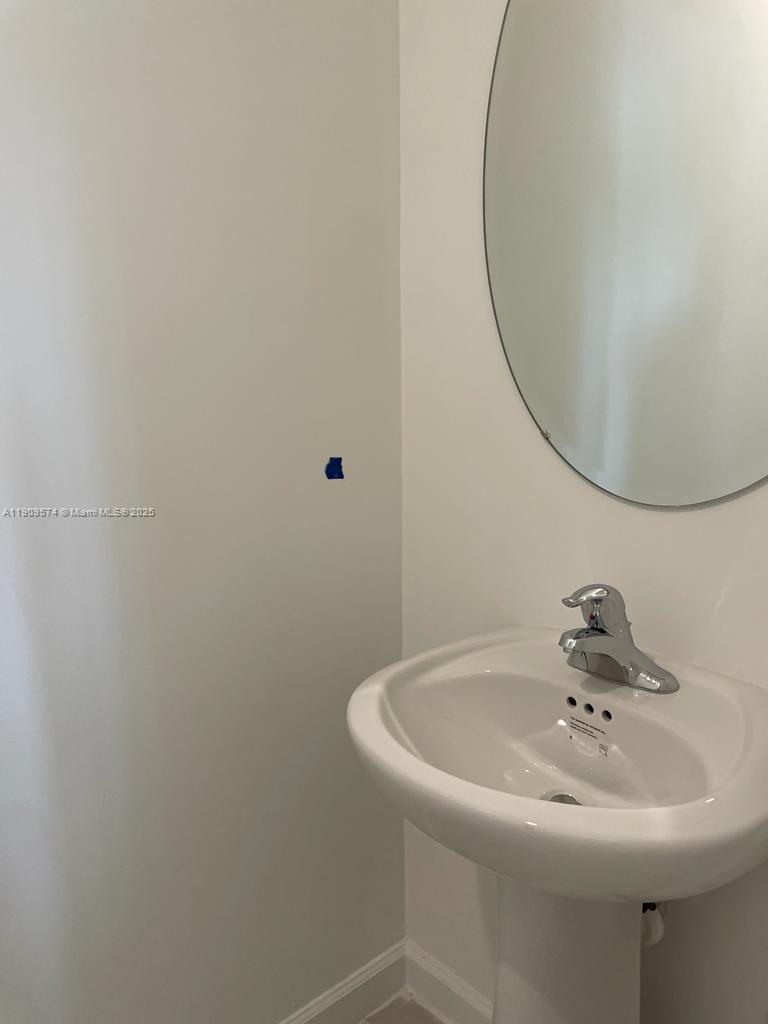 CEDER POINT - Residential