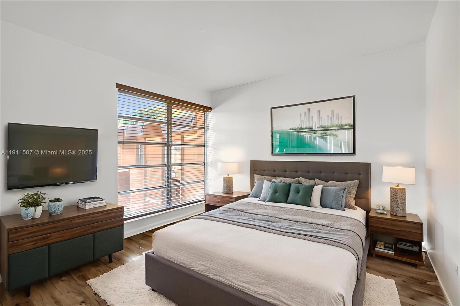 SUNSET PALMS EAST CONDO - Residential