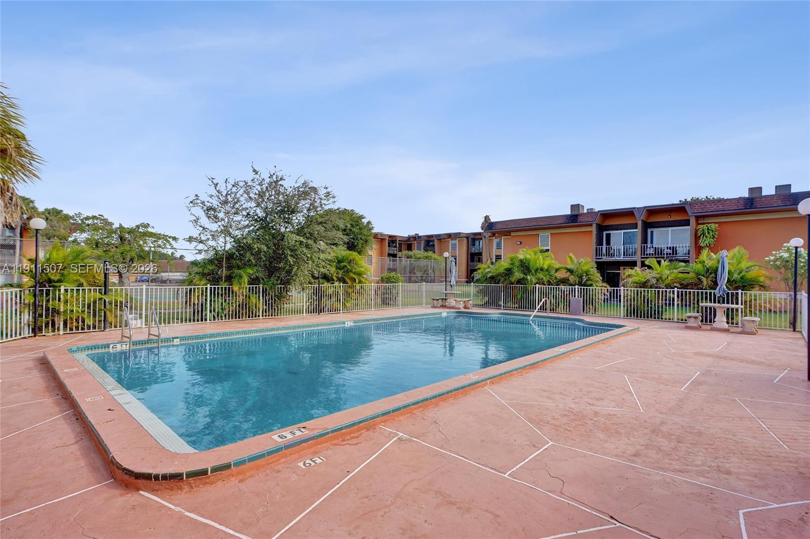 SUNSET PALMS EAST CONDO - Residential