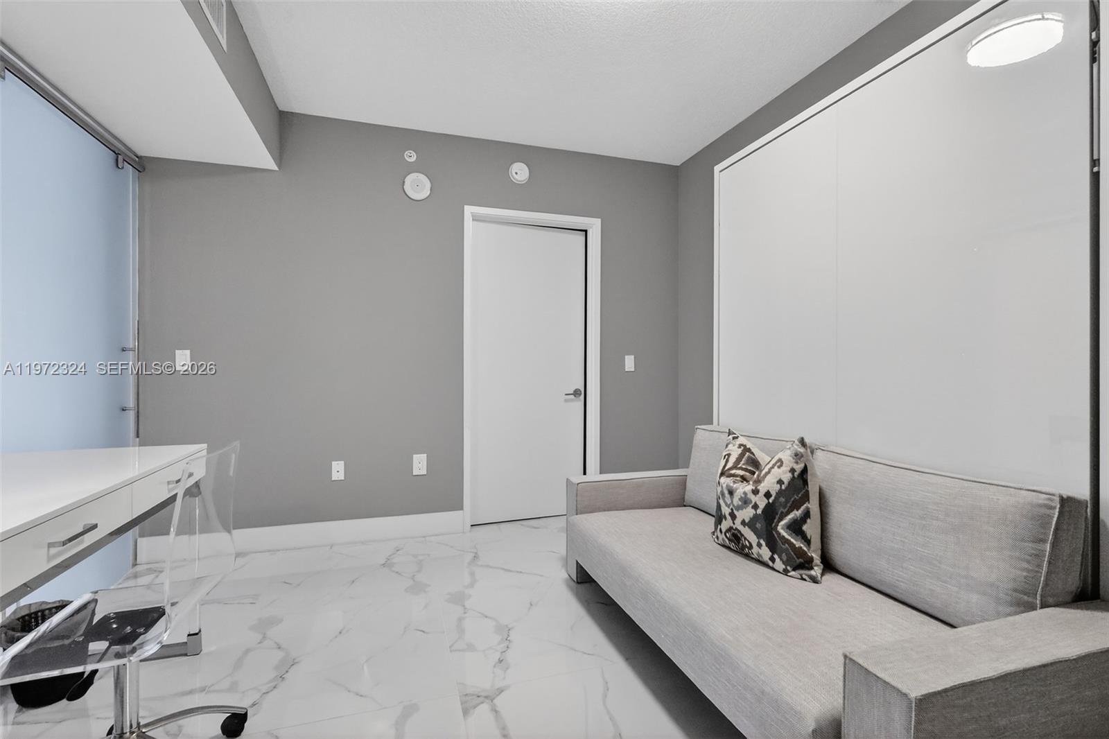 PARQUE TOWERS CONDO - Residential