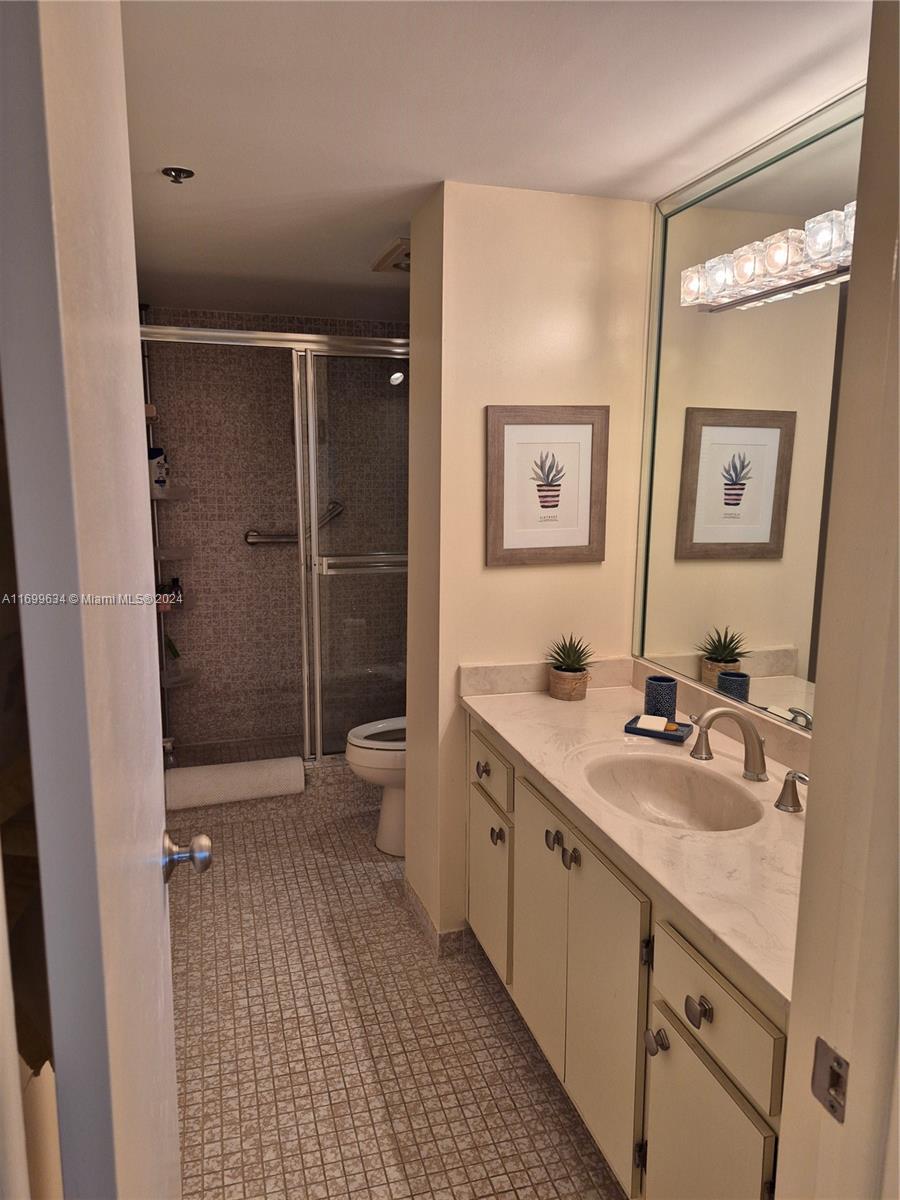 HILLCREST EAST NO 26 COND - Residential