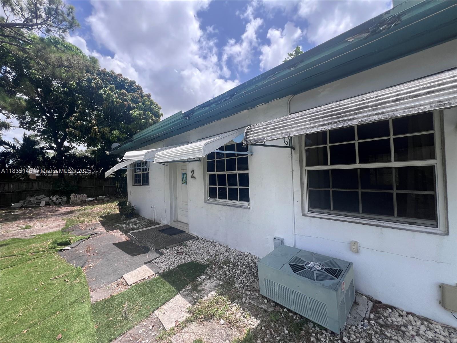 Charming Duplex in Prime Miami-Dade Location This duplex presents a fantastic investment opportunity in a highly sought-after Miami-Dade neighborhood. With two separate units, this property is perfect for investors or those looking to live in one unit while renting out the other. 1 BED 1 BATH on each unit, Zoning Multi-family Each unit features a spacious layout with an open living area, Located in a growing neighborhood close to schools, shopping centers, public transportation, and major highways, this duplex offers convenience and accessibility. It's just a short drive to Miami's vibrant downtown,