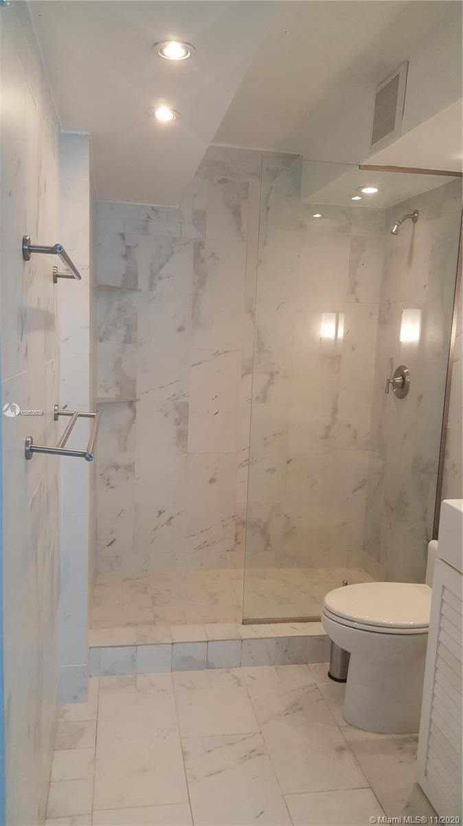 ROYAL PARK CONDO - Residential Lease