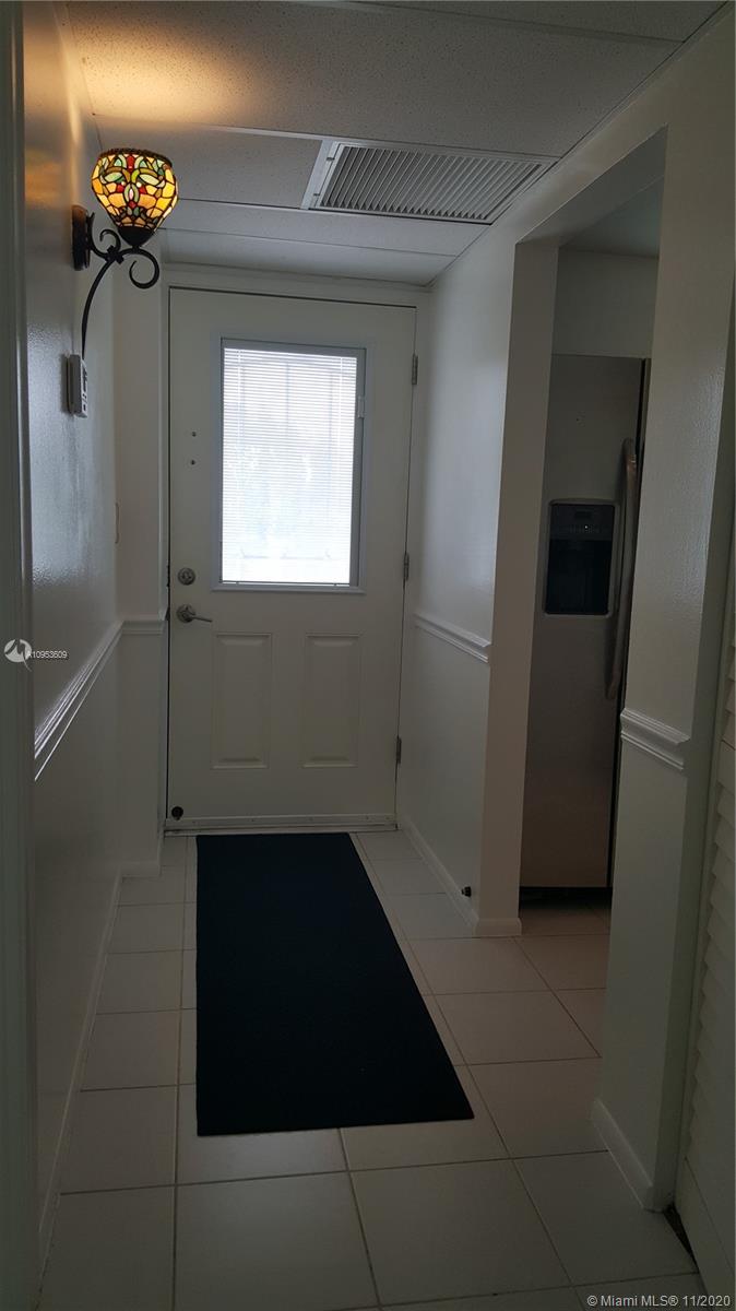 ROYAL PARK CONDO - Residential Lease