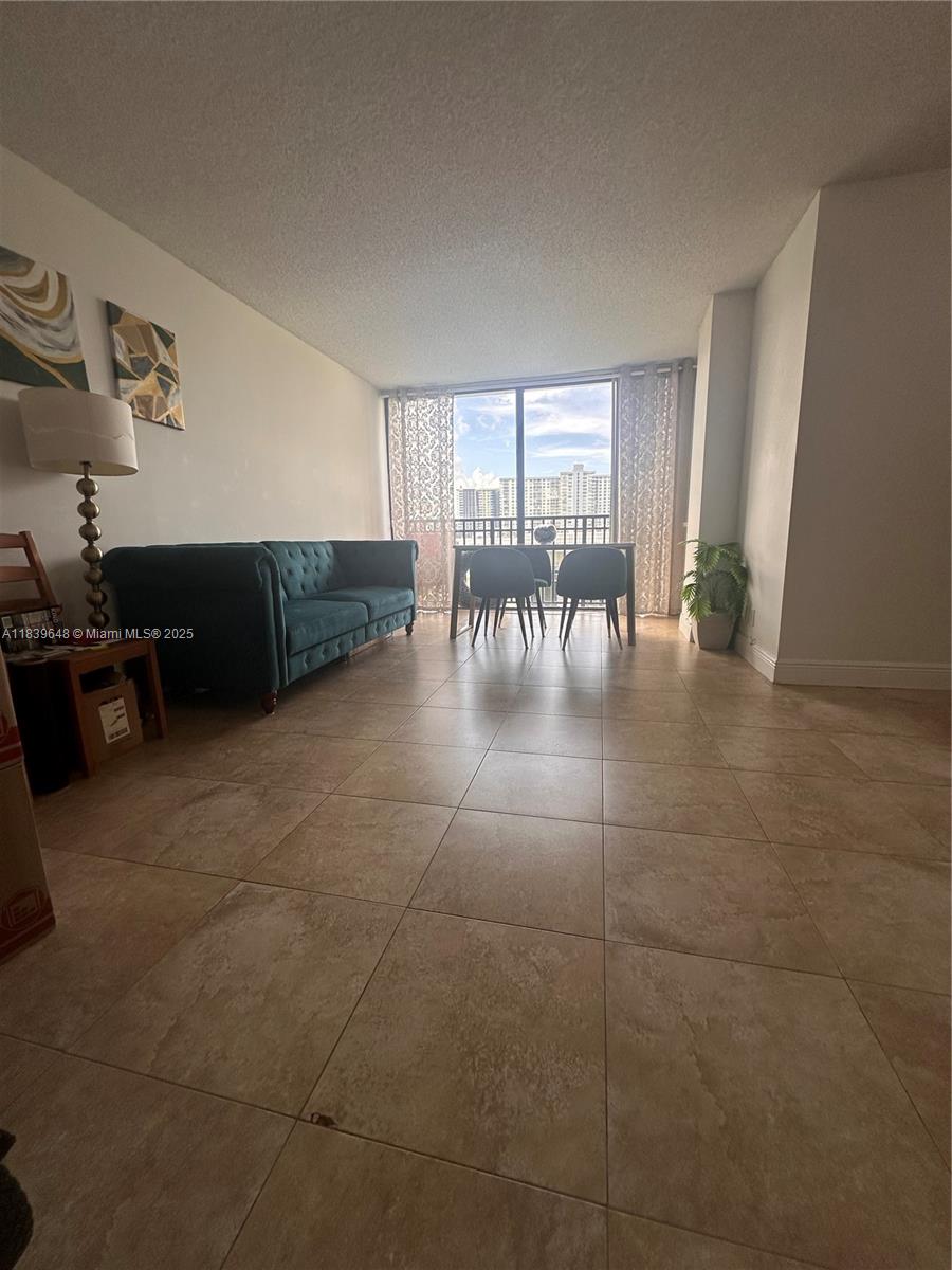 17021 N Bay Rd 710