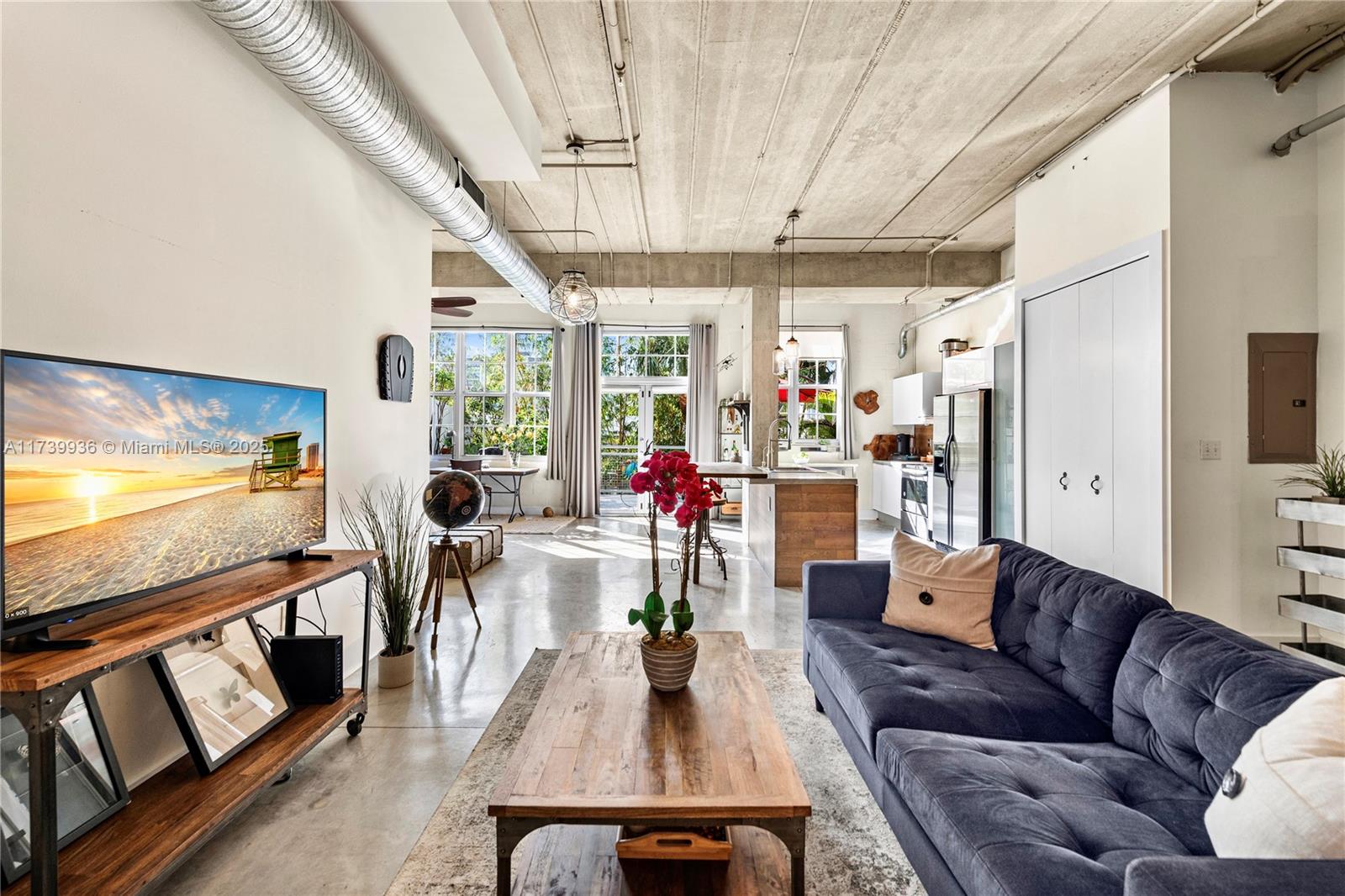 AVENUE LOFTS - Residential