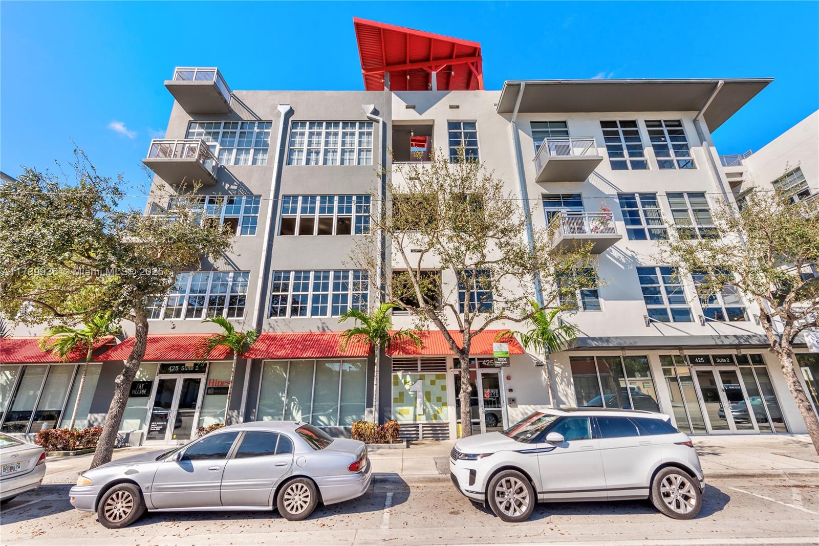 AVENUE LOFTS - Residential