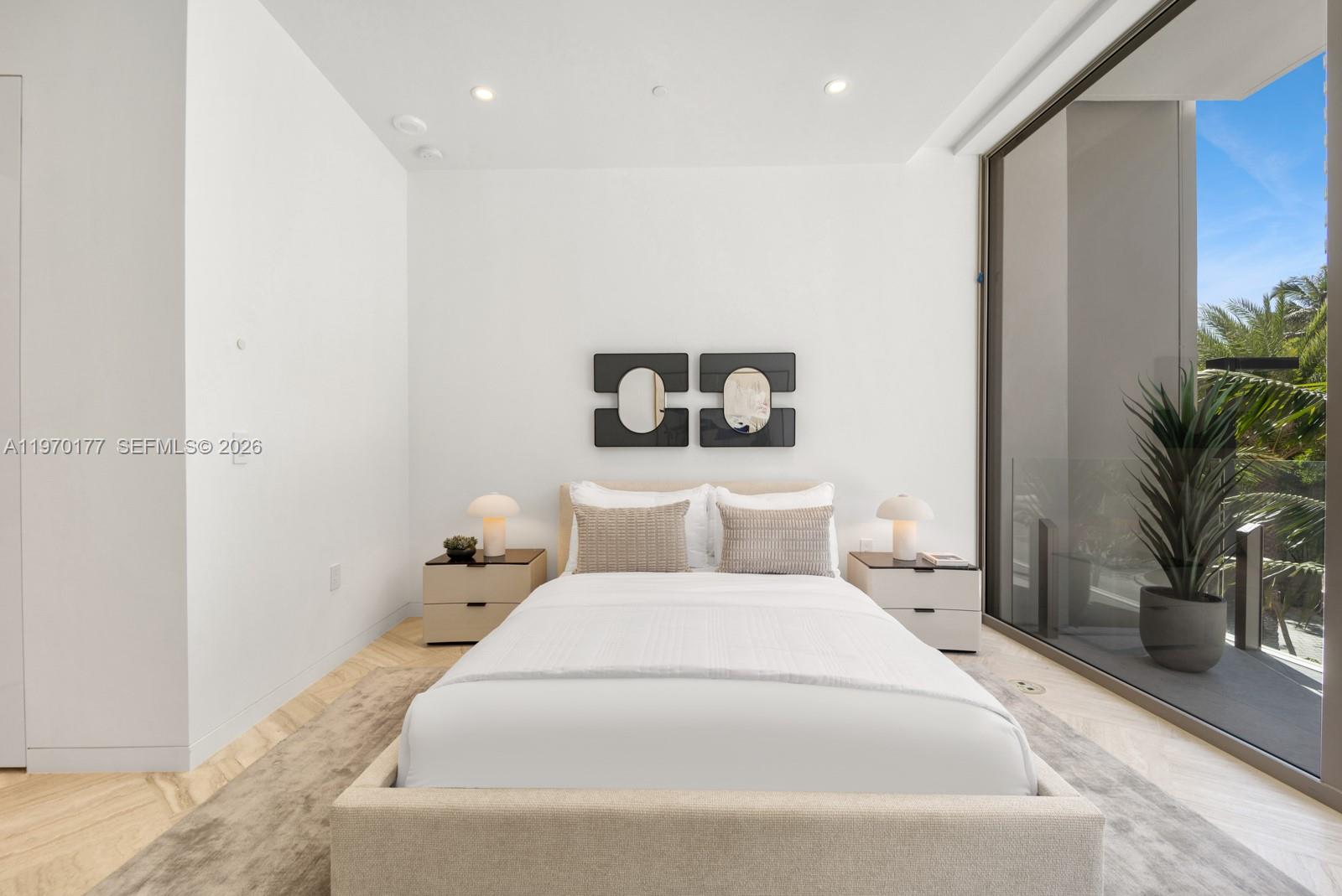 Vita Grove Isle - Residential