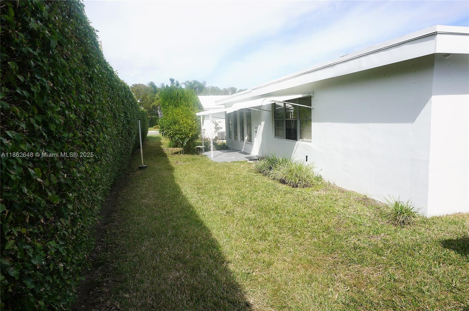 PALM BEACH LEISUREVILLE S - Residential Lease