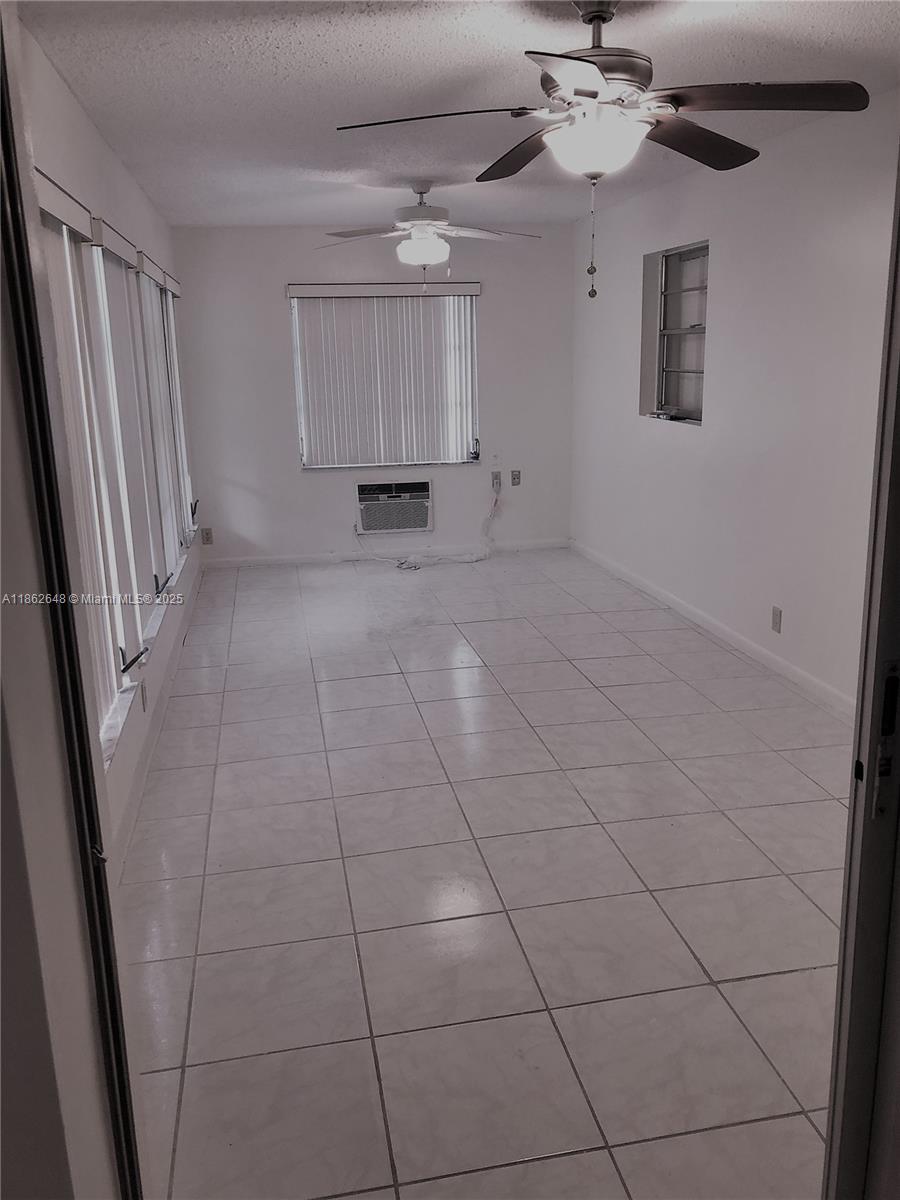 PALM BEACH LEISUREVILLE S - Residential Lease