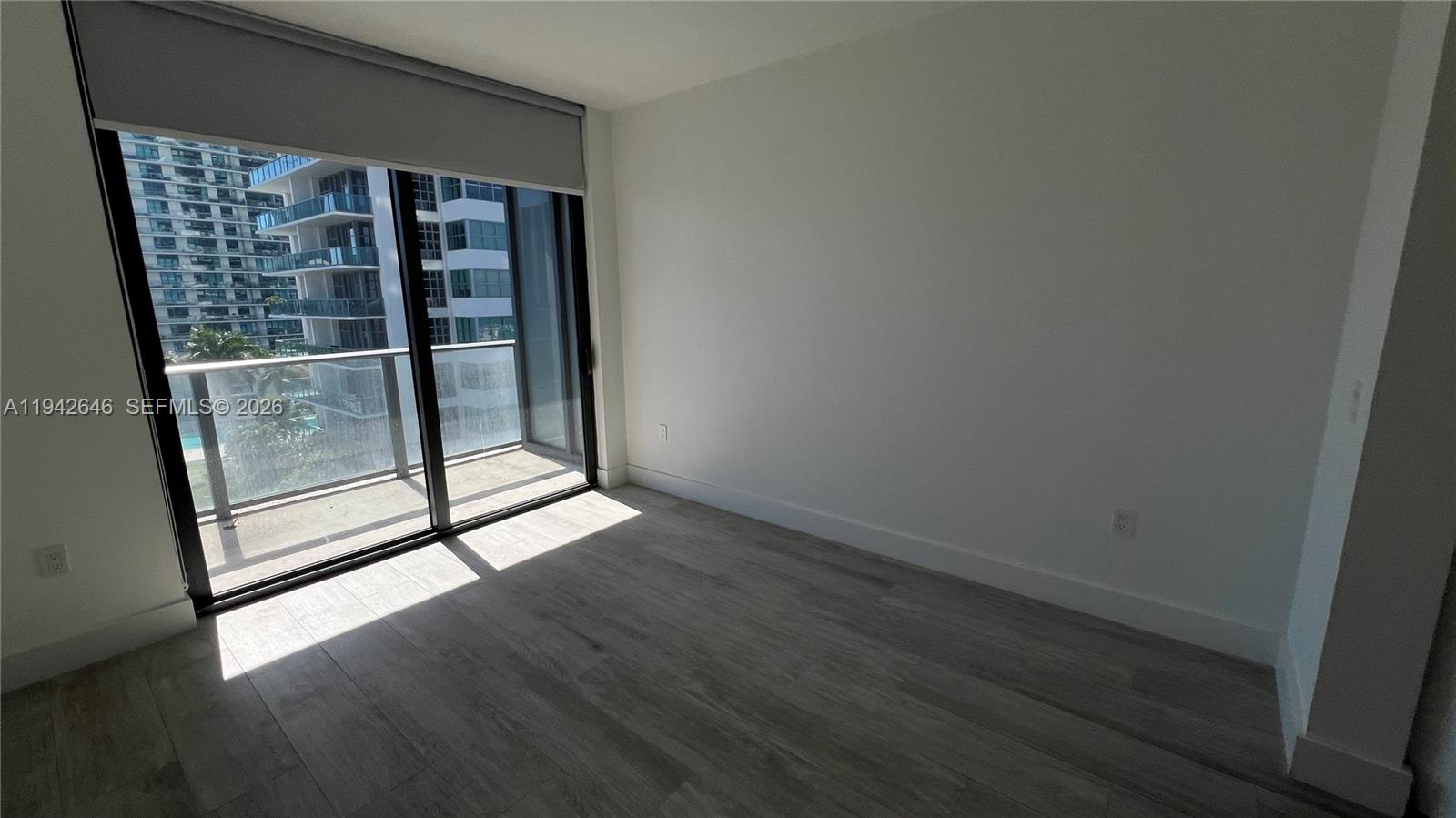 3401 MIDTOWN CONDO - Residential