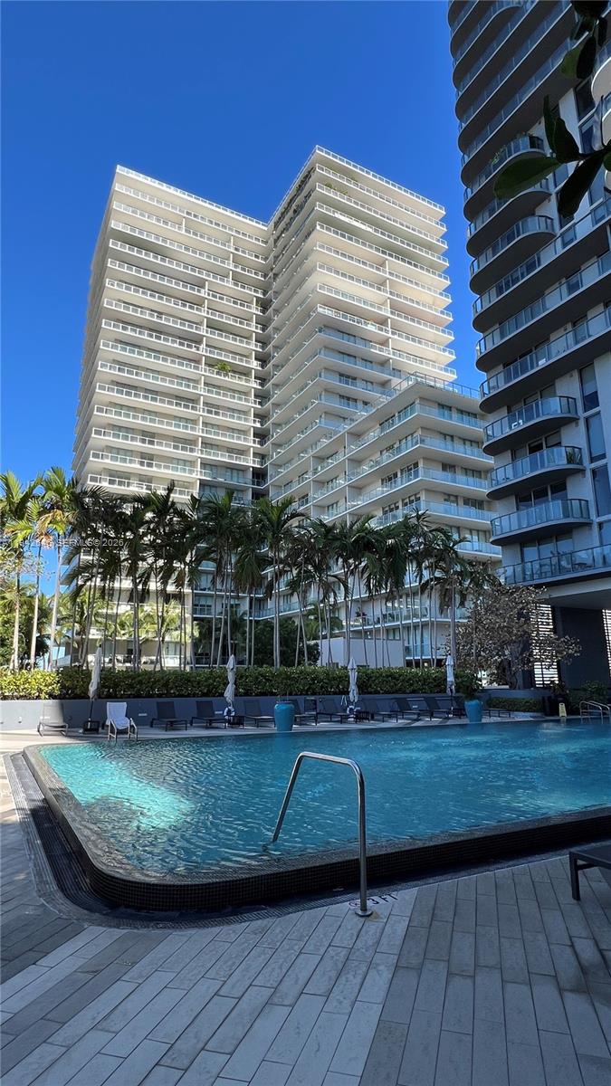 3401 MIDTOWN CONDO - Residential