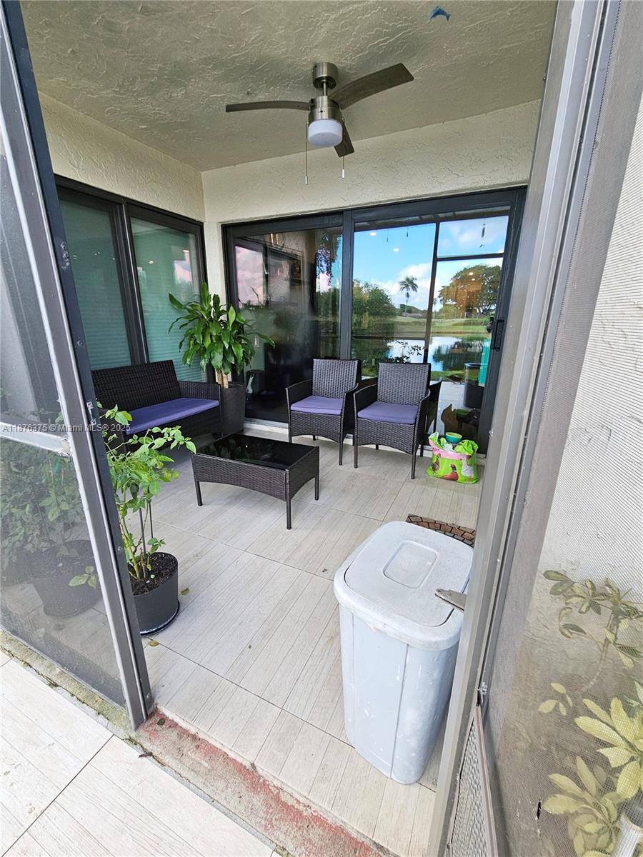 EMERALD OAKS 17 CONDO - Residential Lease