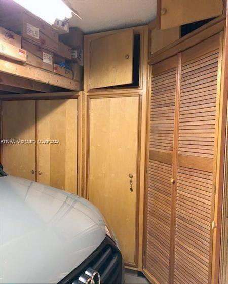 EMERALD OAKS 17 CONDO - Residential Lease