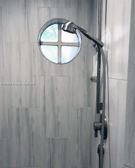 EMERALD OAKS 17 CONDO - Residential Lease