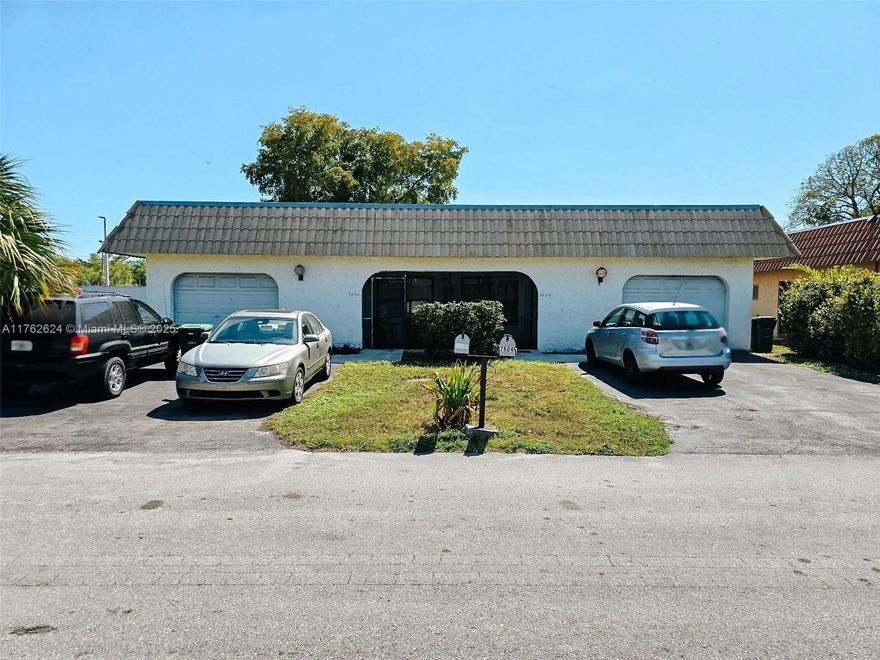 Rarely Available 2-Bed, 2-Bath Duplex in Sought-After Academy Hills, Tamarac!
Don’t miss this incredible investment opportunity! This well-maintained clean duplex features TWO spacious 2-bedroom, 2-bathroom units, each with its own 1-car garage, washer, and dryer. The open-concept kitchen and living area are enhanced by ceramic tile flooring throughout. Located in the desirable Academy Hills community, low homeowner association fee.  Offers convenient access to local amenities, shopping centers, and major highways, making it an attractive option for both investors and potential residents. Duplexes in this neighborhood are rarely available—act fast before it's gone!