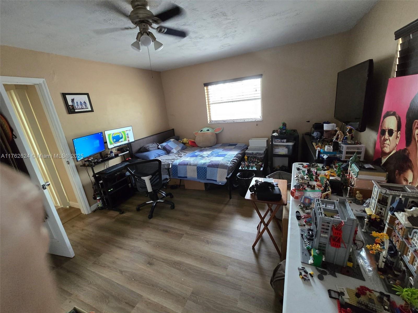 ACADEMY HILLS - Residential Income