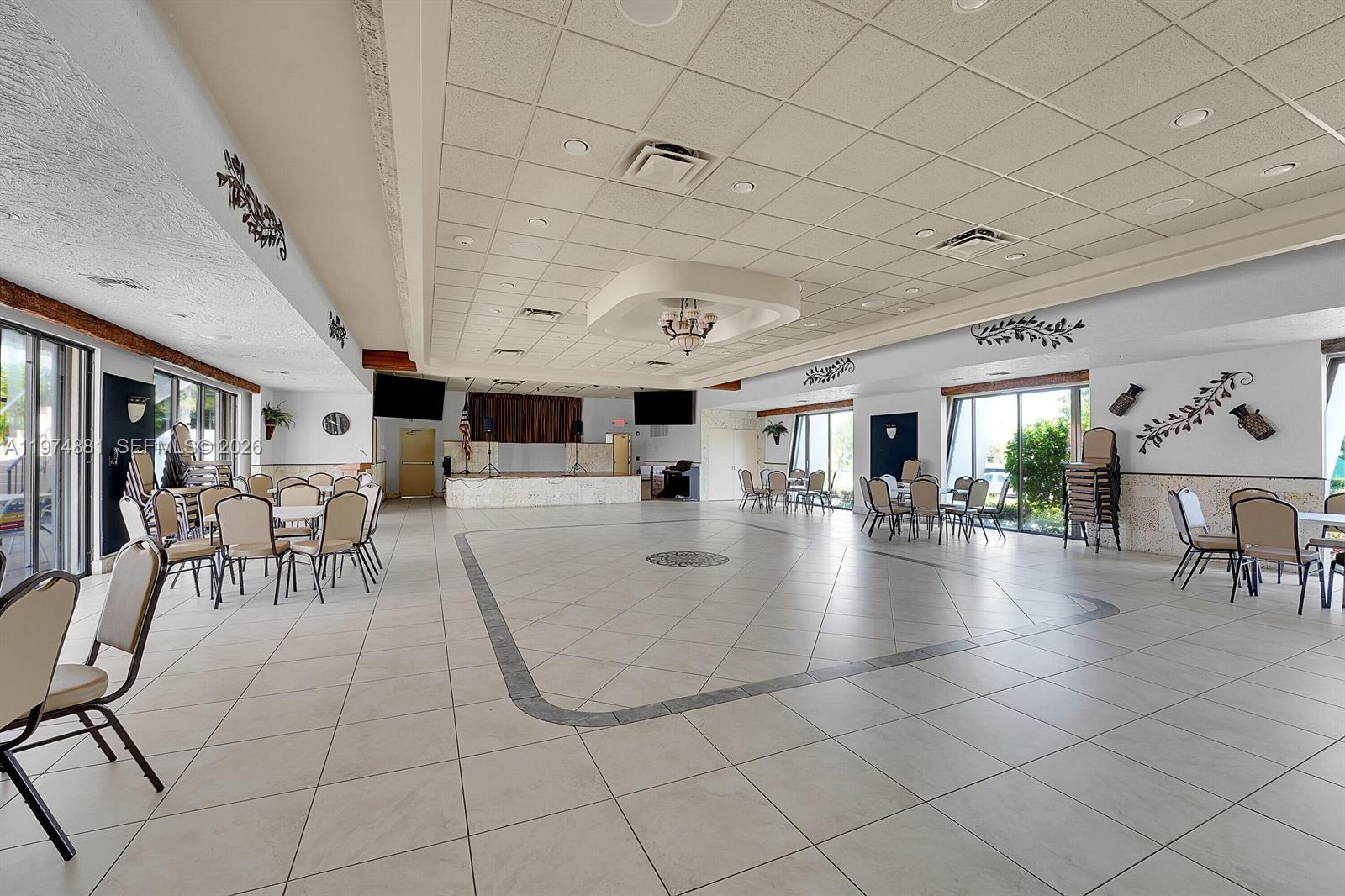 COVERED BRIDGE CONDO - Residential Lease