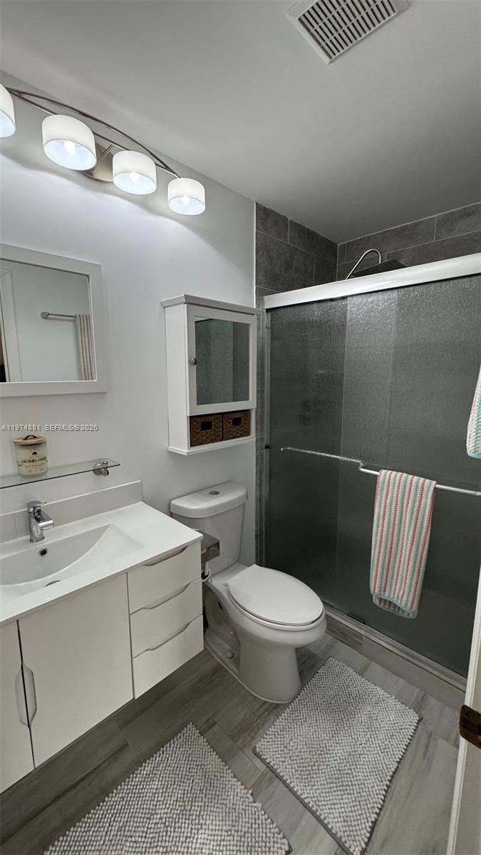 COVERED BRIDGE CONDO - Residential Lease