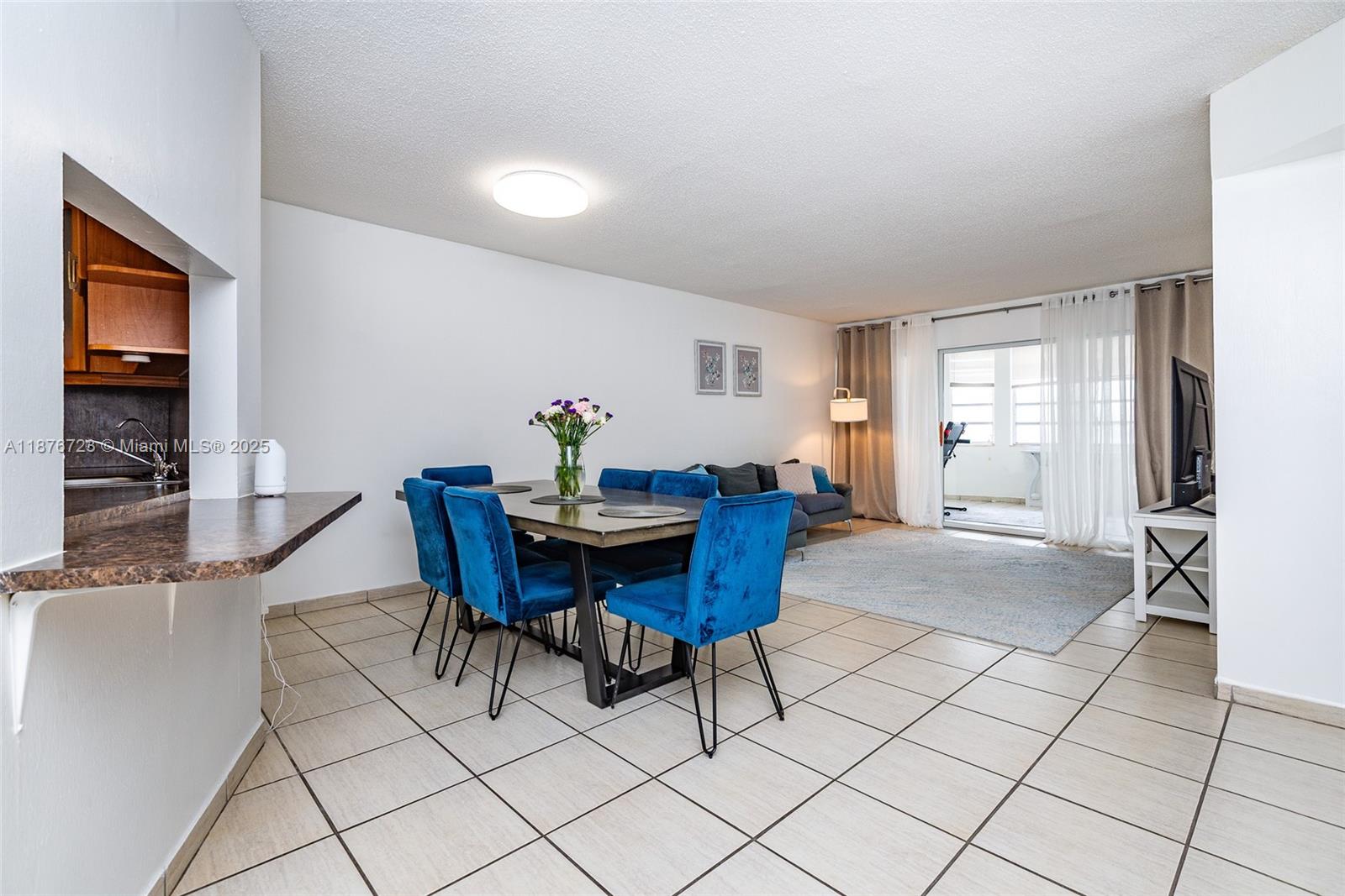 JADE WINDS GROUP-DAISY GA - Residential