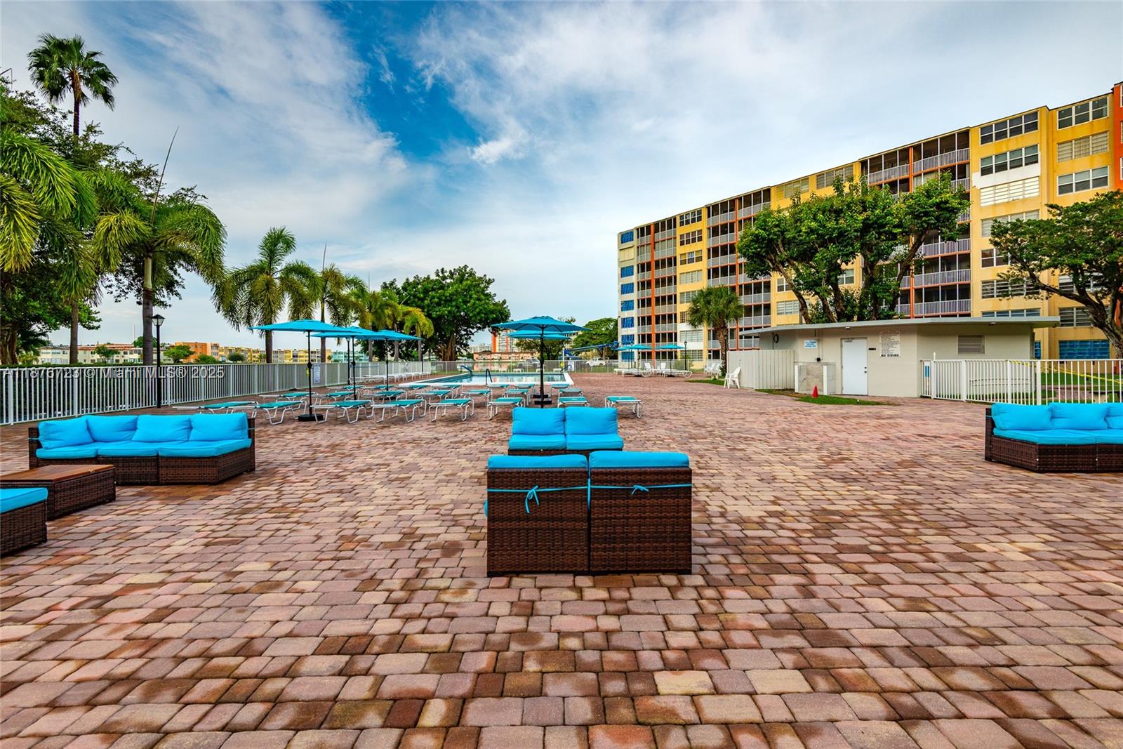 JADE WINDS GROUP-DAISY GA - Residential