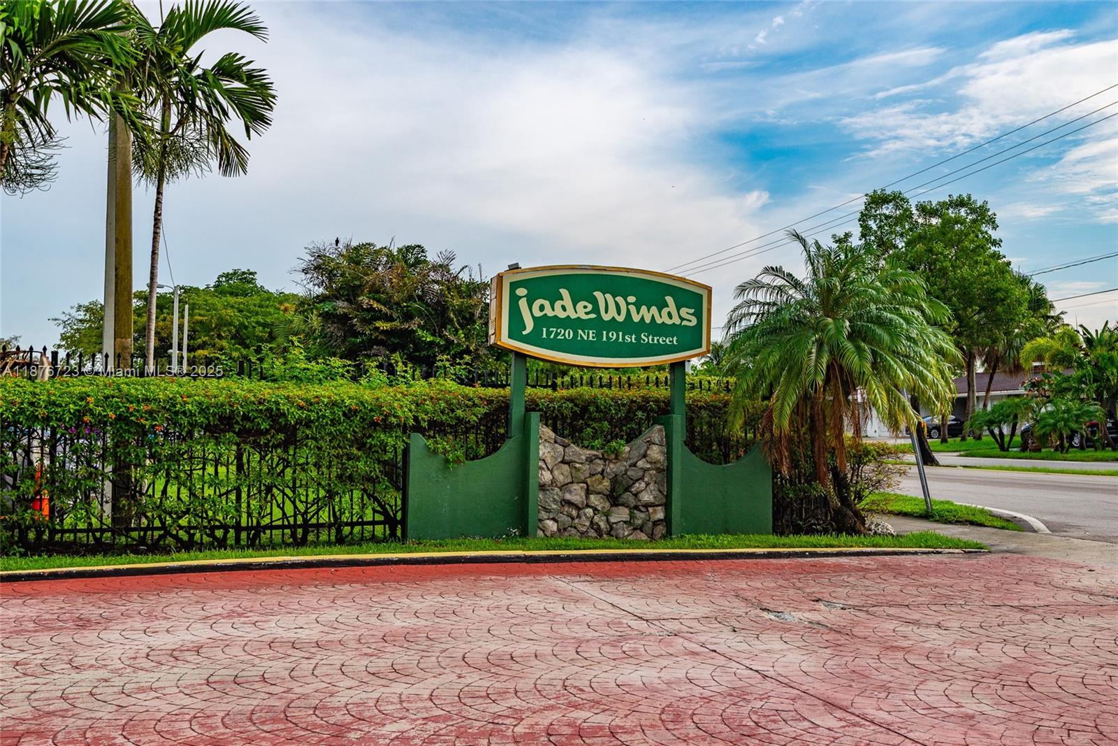 JADE WINDS GROUP-DAISY GA - Residential