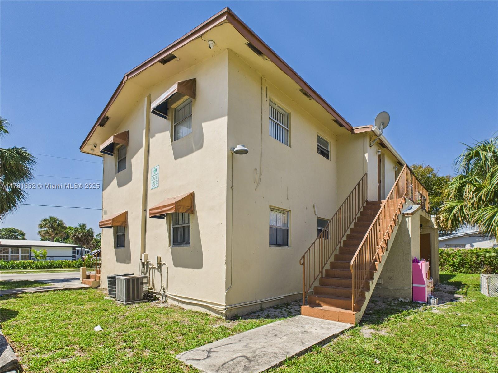 1201 NW 30th Ave