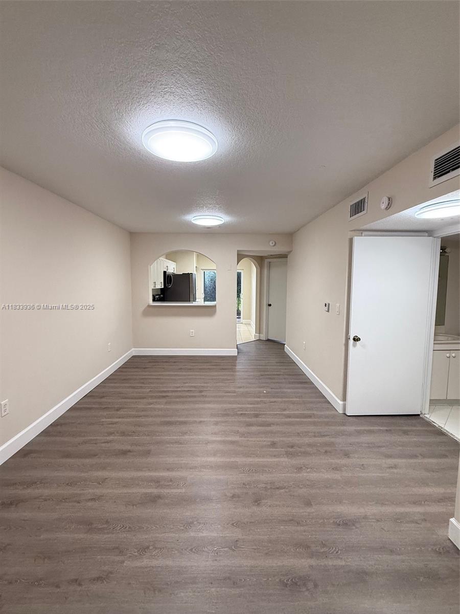 920 NE 33rd Ter 103