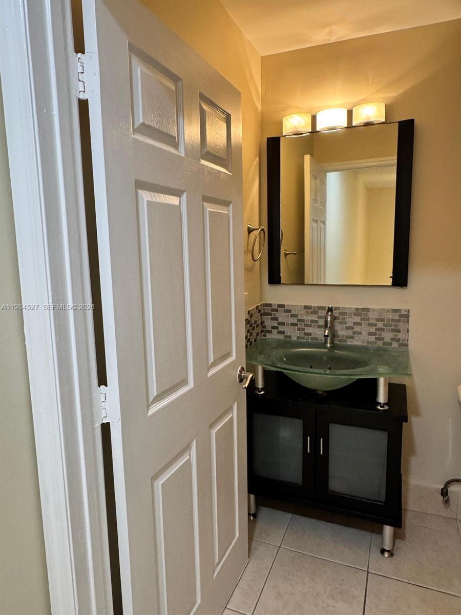 BLUE CORAL CONDO - Residential Lease