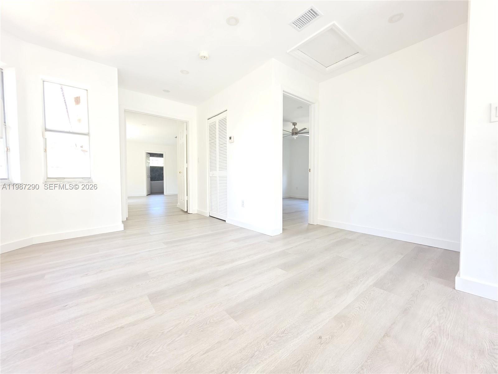 SAPPHIRE POINTE - DIAMOND - Residential Lease