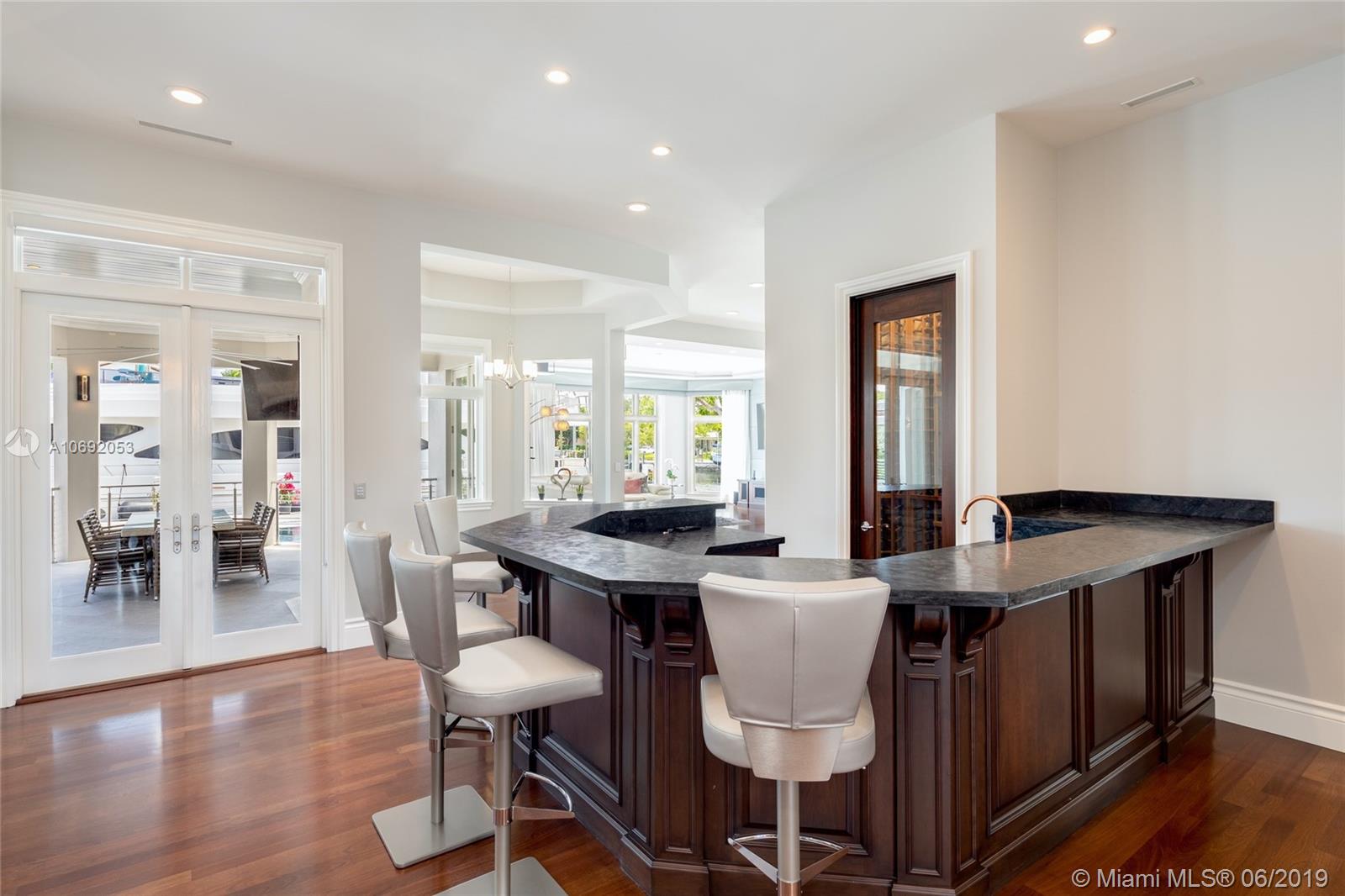 RIO VISTA ISLES - Residential