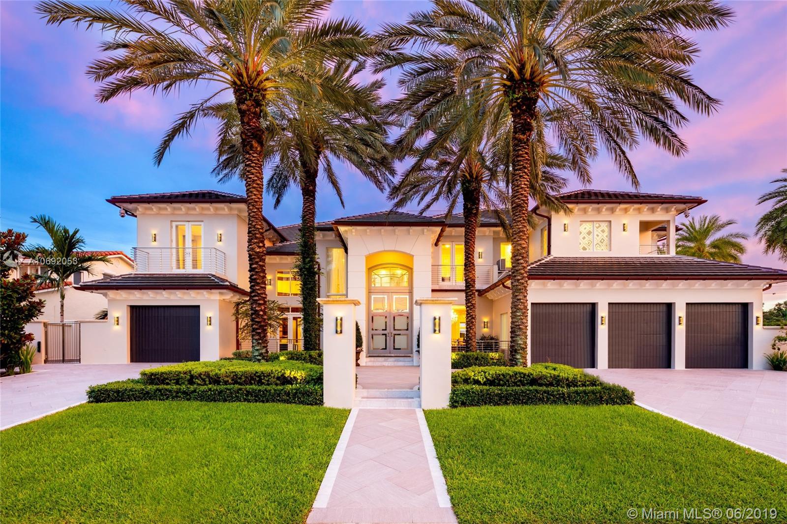 RIO VISTA ISLES - Residential