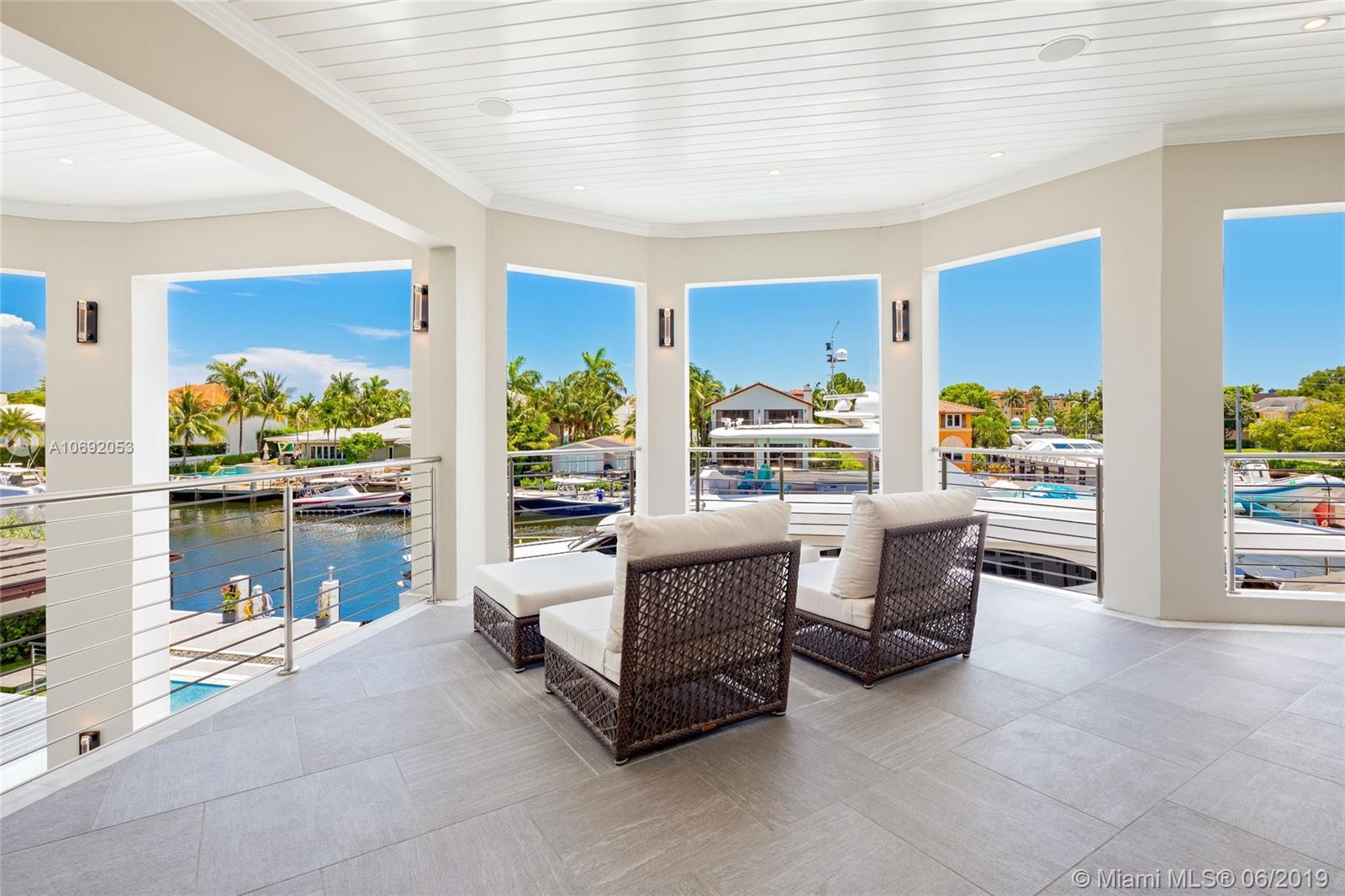 RIO VISTA ISLES - Residential