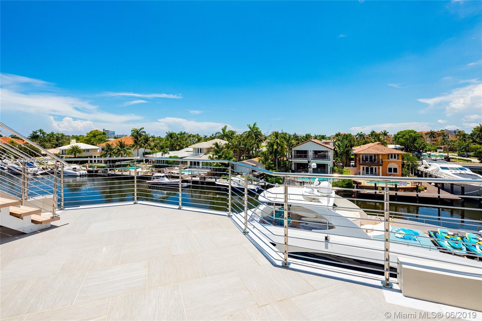 RIO VISTA ISLES - Residential