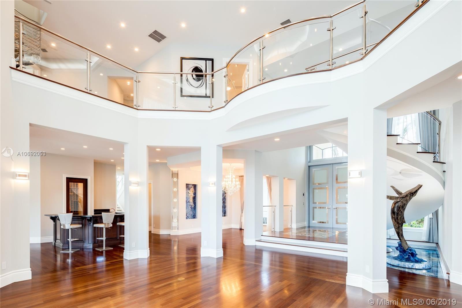 RIO VISTA ISLES - Residential