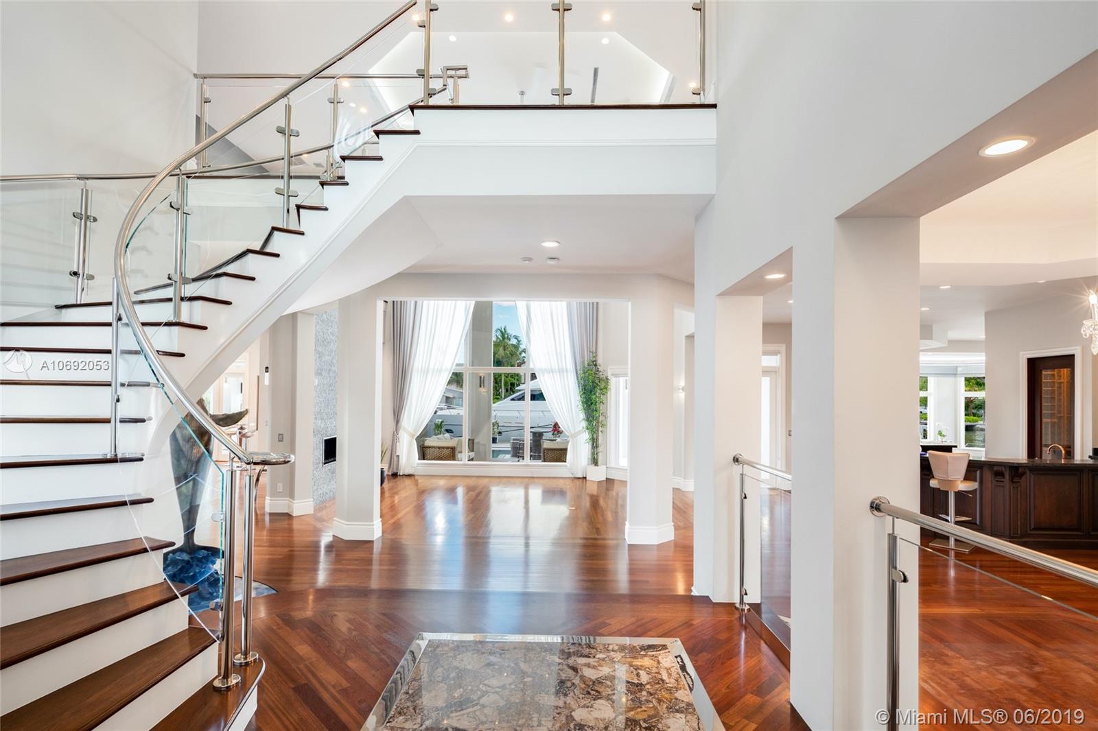 RIO VISTA ISLES - Residential