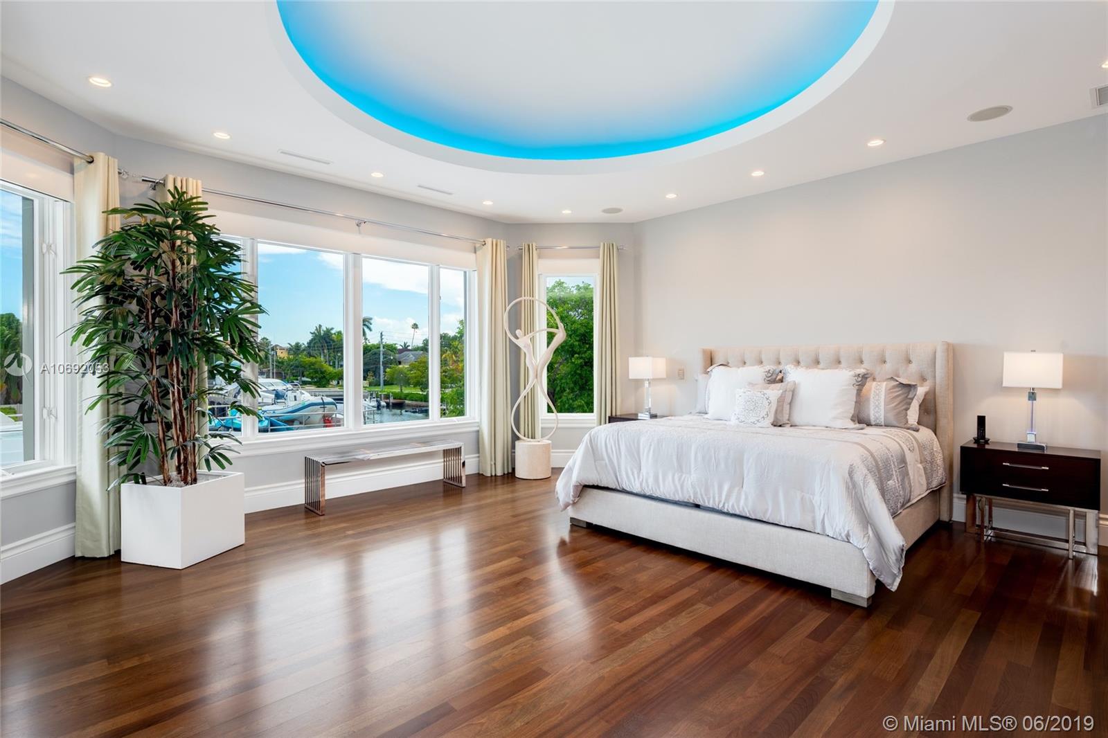 RIO VISTA ISLES - Residential