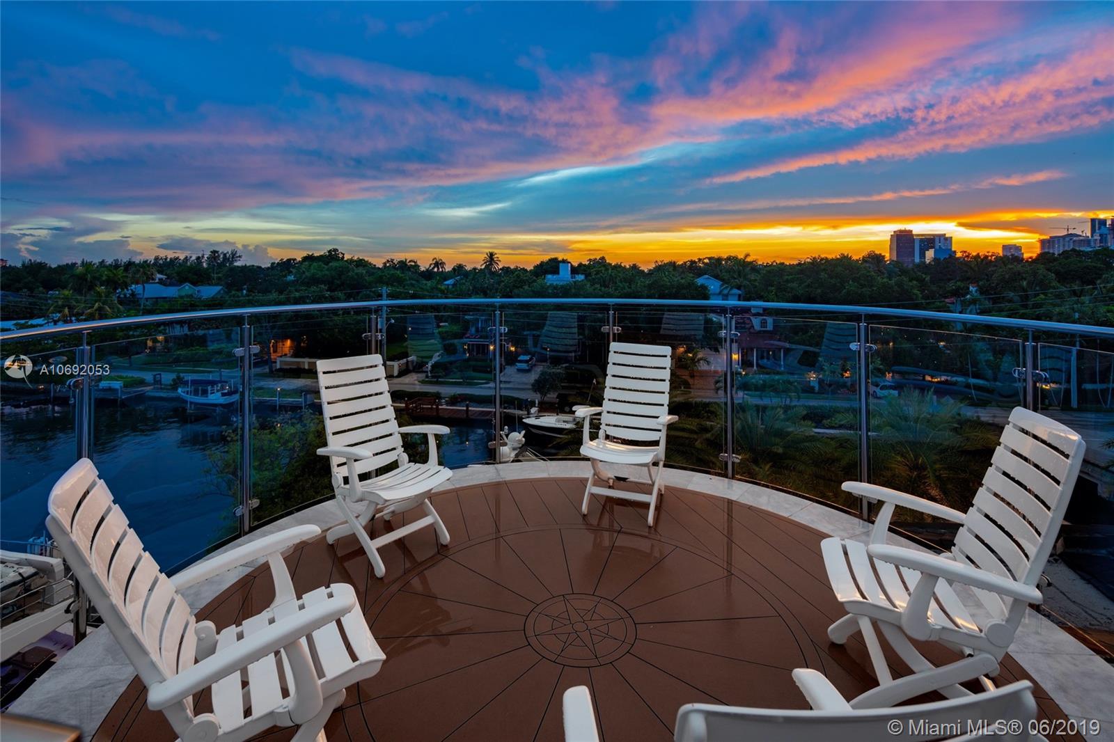 RIO VISTA ISLES - Residential