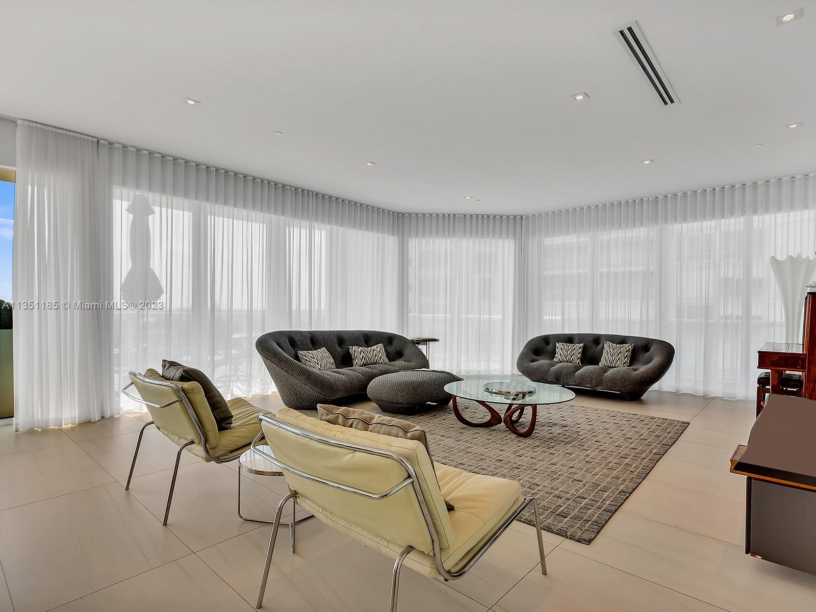 THE PALACE AT BAL HARBOUR - Residential