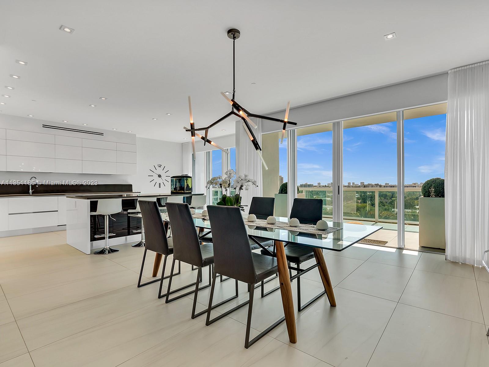 THE PALACE AT BAL HARBOUR - Residential