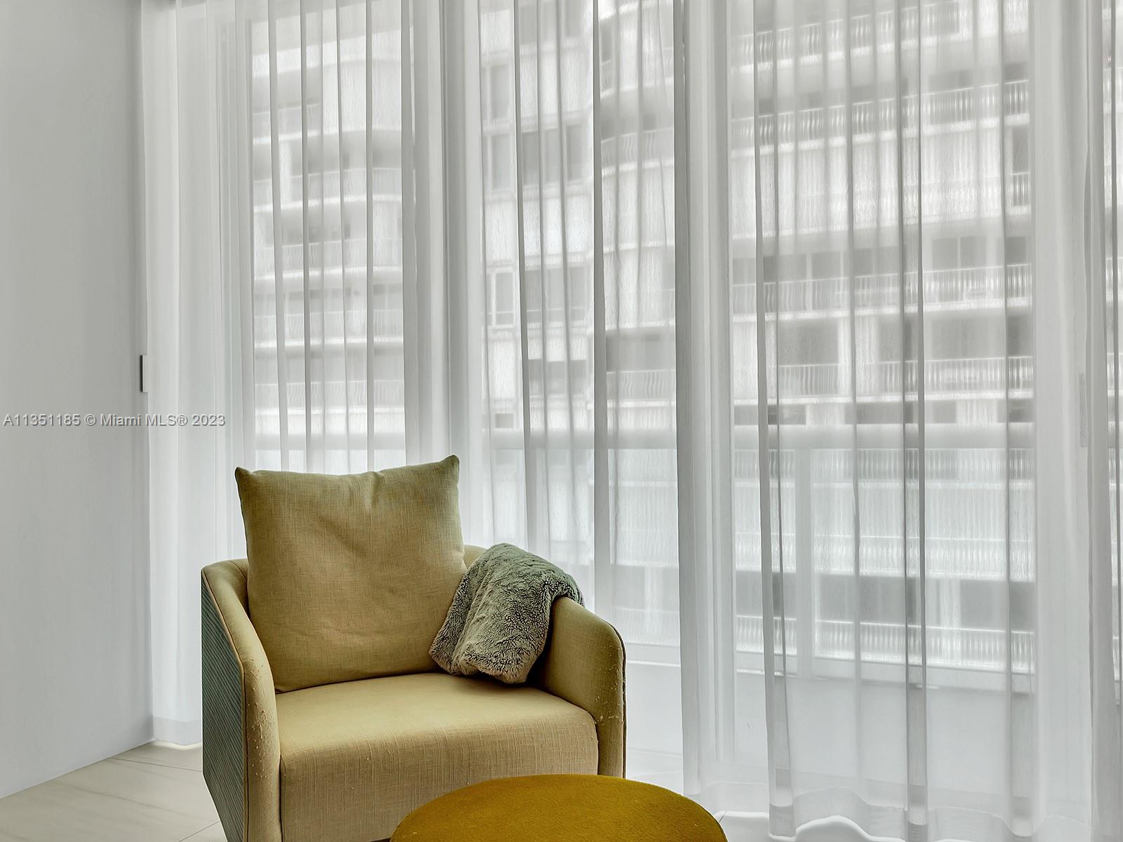 THE PALACE AT BAL HARBOUR - Residential