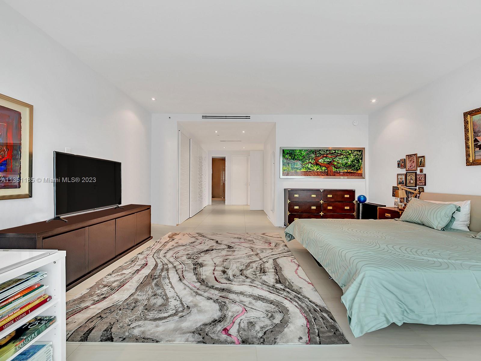 THE PALACE AT BAL HARBOUR - Residential